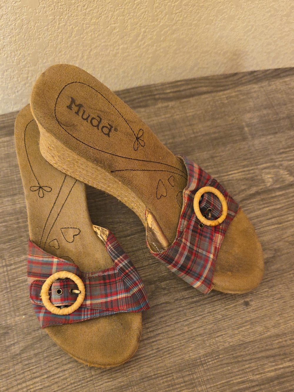Mudd Red Plaid Wedge Sandals with Straw Ring